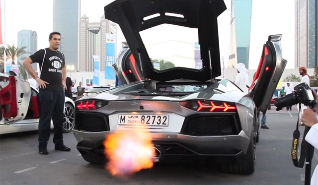 Lamborghini Aventador Spits Ferocious Flames at Dubai