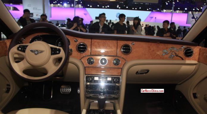 Guangzhou 2013: Bentley Mulsanne Four Seasons Edition Golden Pine Debuts