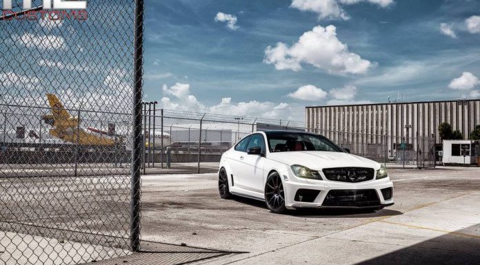 Mercedes-Benz C63 AMG Black Series 