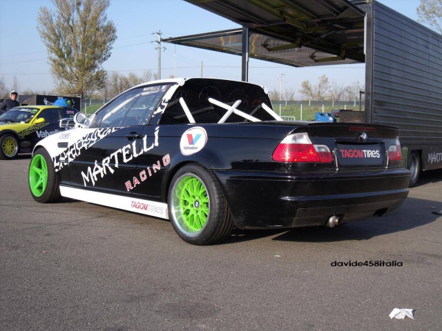 BMW E46 M3 Pick-Up Drifting at Modena Autodrome