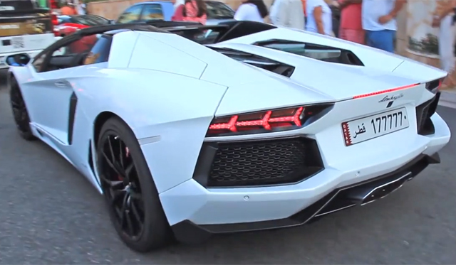 Extremely Loud Lamborghini Aventador in Monaco's Casino Square