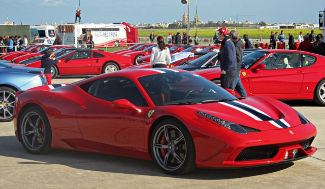 Video: Ferrari 458 Speciale joined Paqpaqli Ghall-Istrina 2013