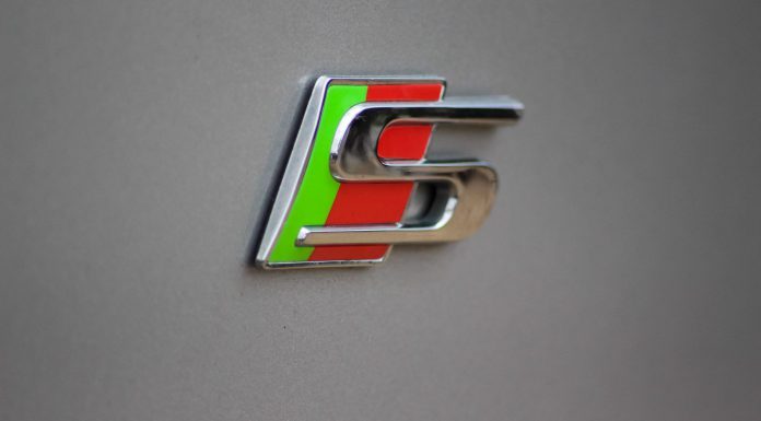 Jaguar XF Sportbrake Badge