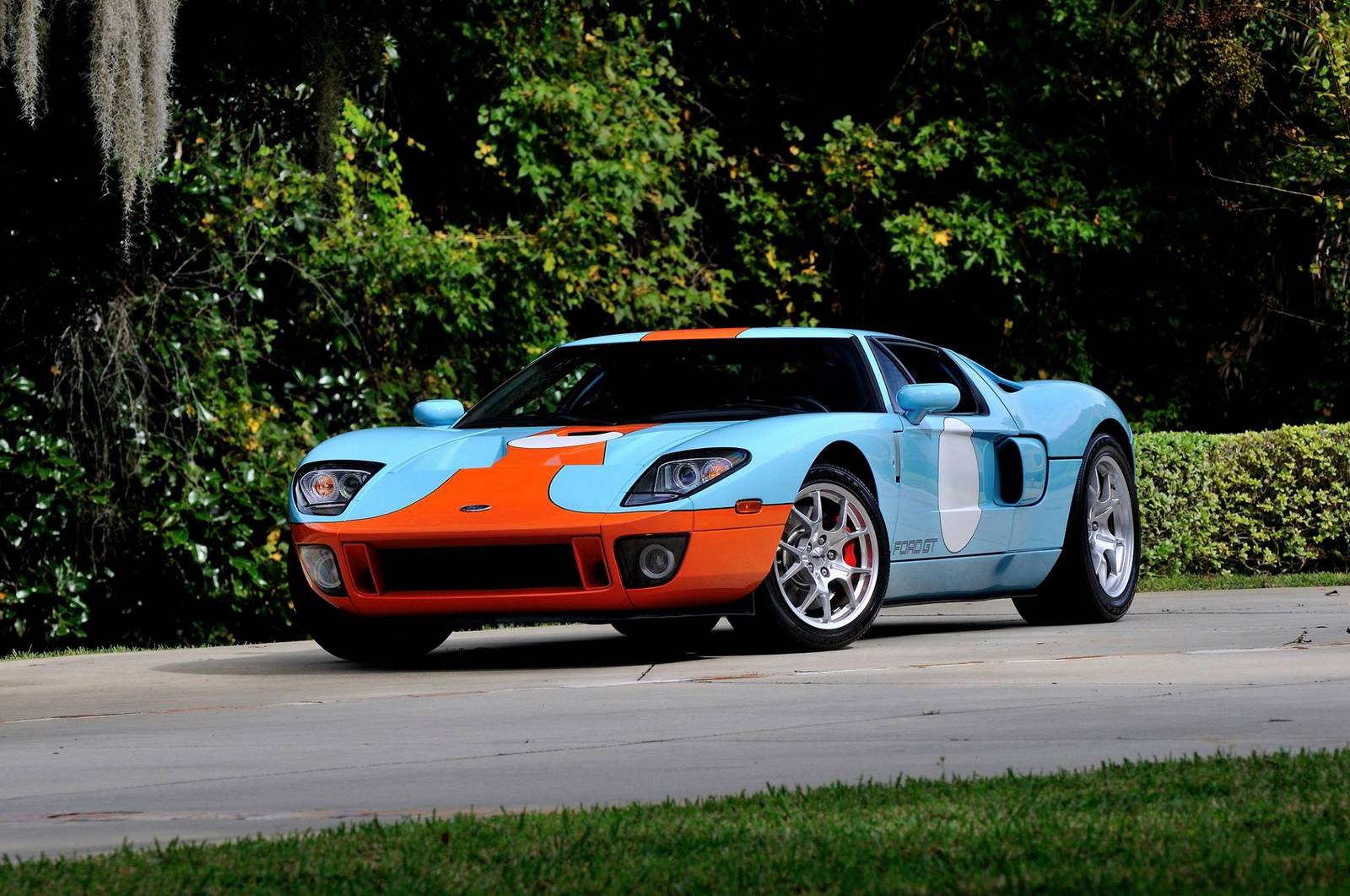 Stunning Mecum Auctions Ford GT Heritage Edition - GTspirit