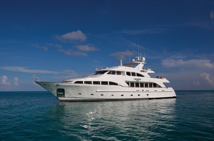 Benetti's Camarina Royale sunk off the coast of Cuba after a fire broke out
