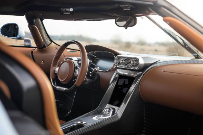 Koenigsegg Regera interior 