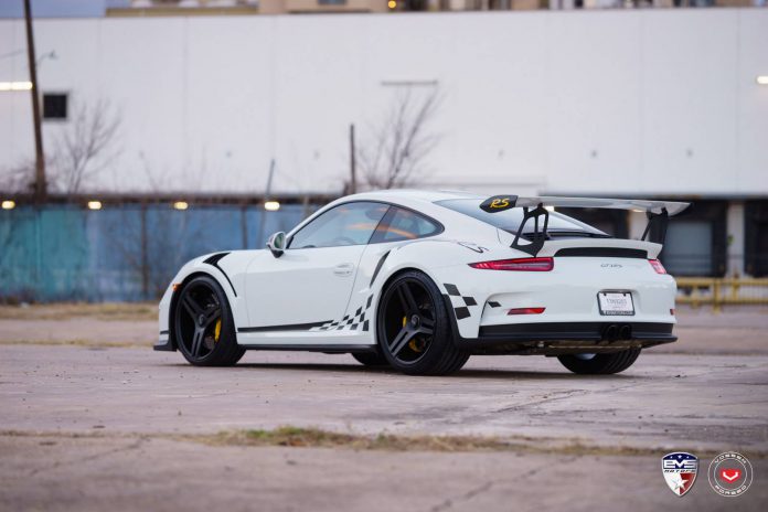 Porsche 911 GT3 RS (4)