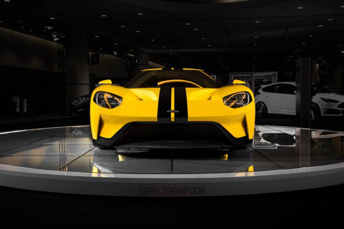 Yellow Ford GT (3)