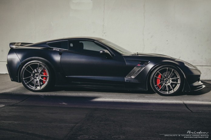 Black Corvette Z06 (5)
