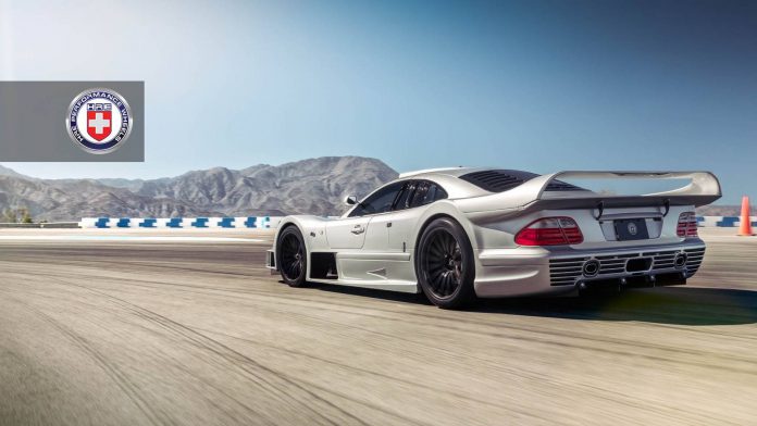 Mercedes-Benz CLK GTR (8)