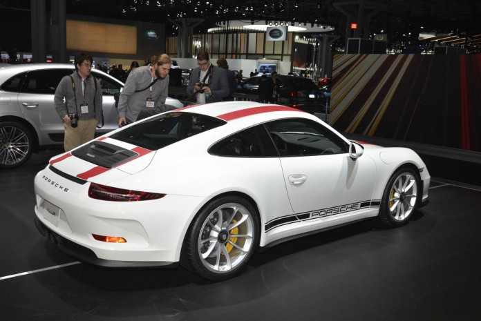 Porsche 911 R (4)