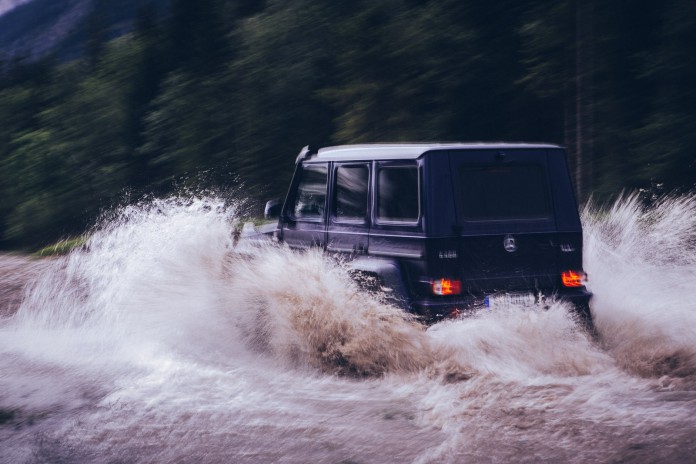 Mercedes-Benz G500 4x4² rear