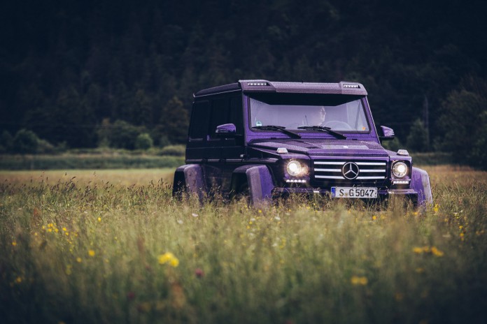 Mercedes-Benz G500 4x4² dark blue