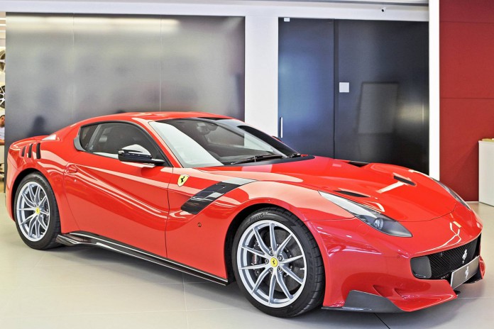 Ferrari (6)