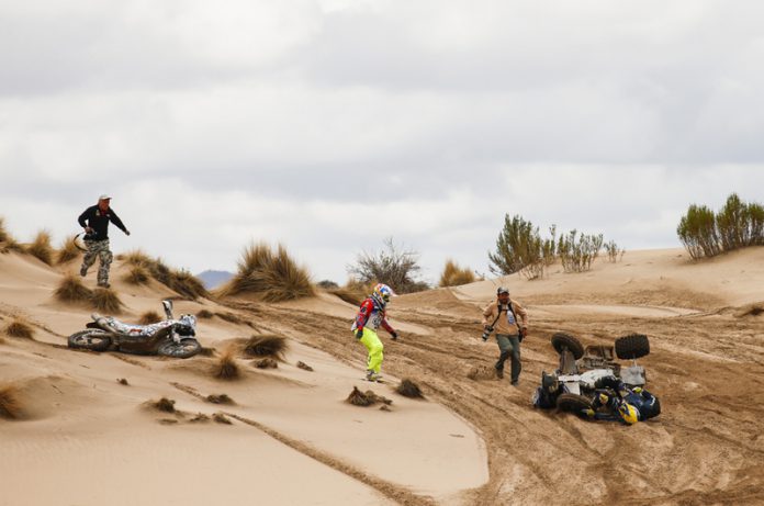 Ambiance crash during the Dakar 2017 Paraguay Bolivia Argentina, Etape 7 - Stage 7, La Paz - Uyuni on January 9, 2017 in Bolivia - Photo Frederic Le Floc'h / DPPI