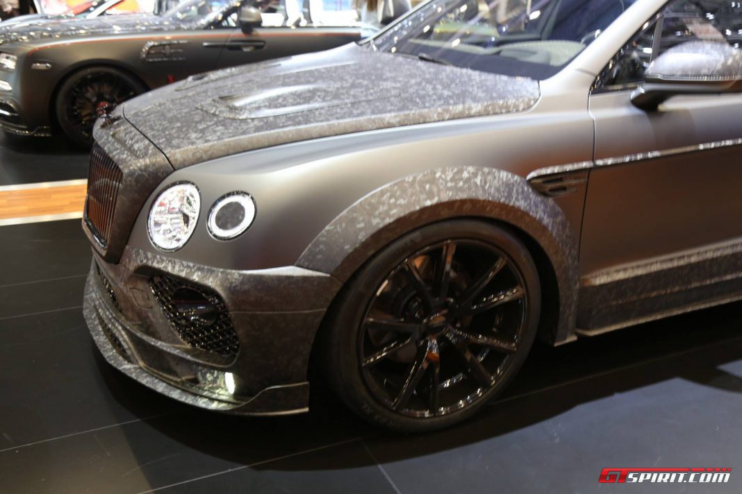 Карбон прессованный Mansory