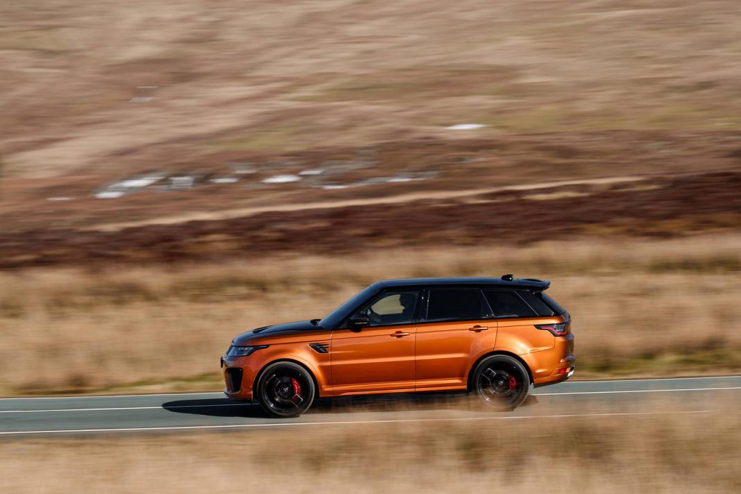 Range Rover Sport оранжевый