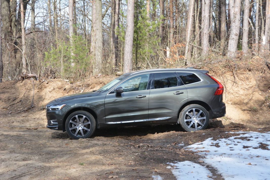 Volvo xc60 Pine Grey