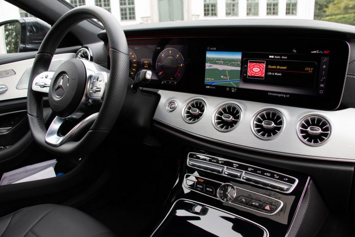 Mercedes-Benz CLS 400d Interior
