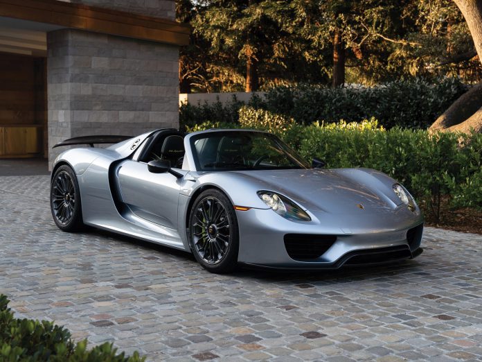 2015 Porsche 918 Spyder