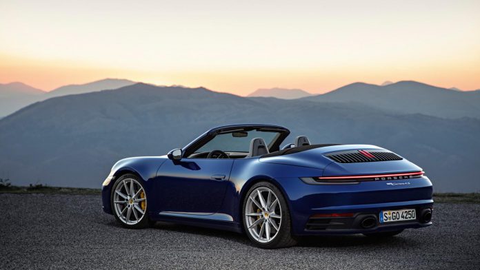 Porsche 992 Cabriolet 