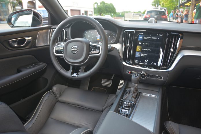 2019 Volvo S6 Interior