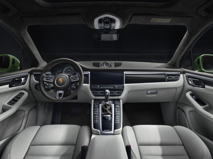 2020 Porsche Macan Turbo Interior