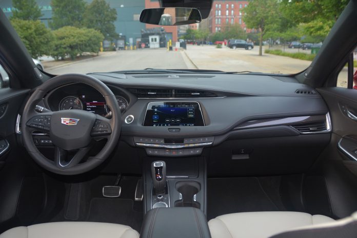 2019 Cadillac XT4 Interior