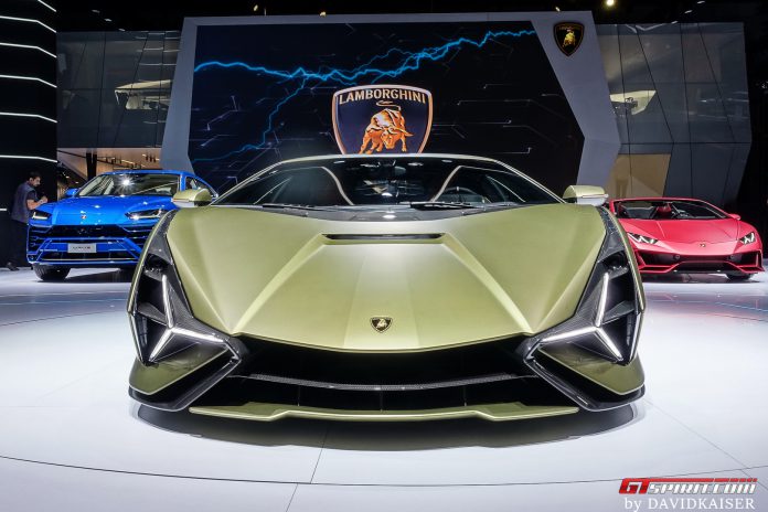Lamborghini Sian Front
